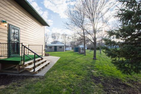 495 3rd Avenue Davenport ND 58021