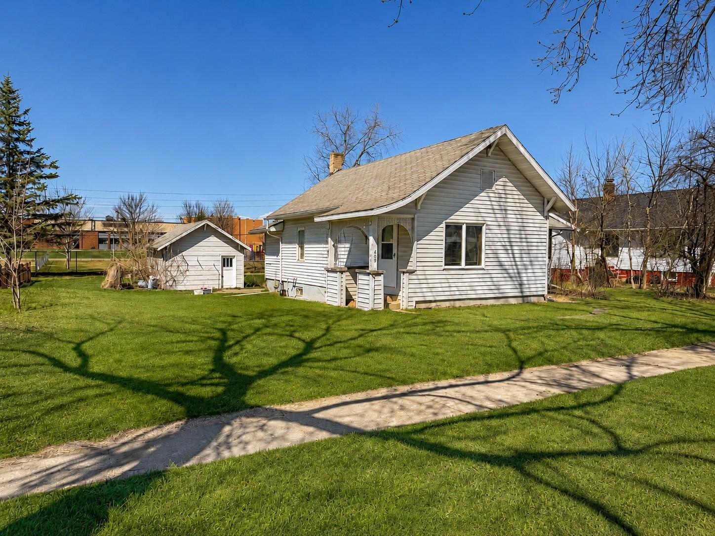 409 5th Street NE Staples MN 56479