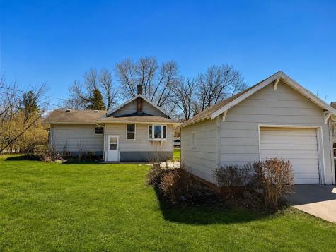 409 5th Street NE Staples MN 56479