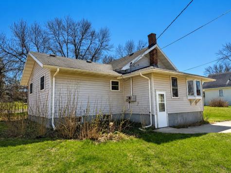 409 5th Street NE Staples MN 56479