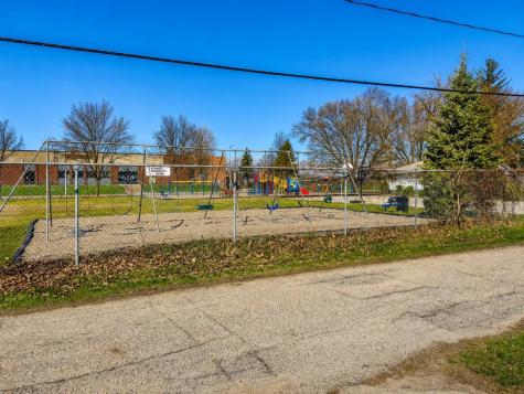 409 5th Street NE Staples MN 56479
