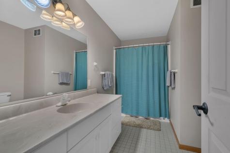2740 Le Homme Dieu Heights NE Alexandria MN 56308