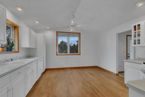 2740 Le Homme Dieu Heights NE Alexandria MN 56308