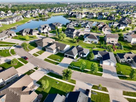 3784 Bell Boulevard E West Fargo ND 58078