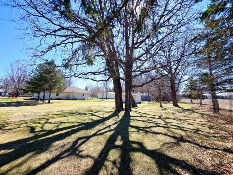 1104 Van Dyke Road NW Alexandria MN 56308