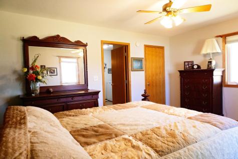 1104 Van Dyke Road NW Alexandria MN 56308