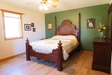 1104 Van Dyke Road NW Alexandria MN 56308
