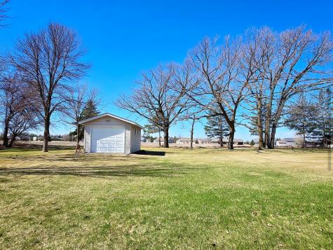 1104 Van Dyke Road NW Alexandria MN 56308