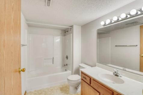 3413 38th Street S Moorhead MN 56560