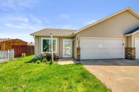 3413 38th Street S Moorhead MN 56560