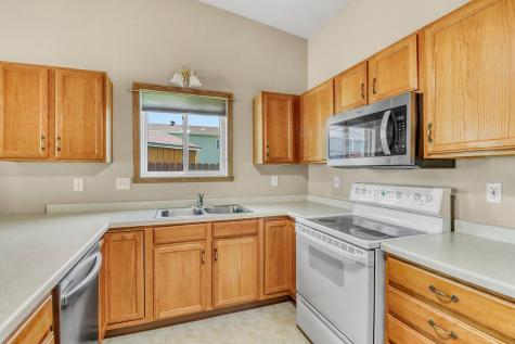 3413 38th Street S Moorhead MN 56560