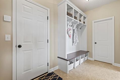 4377 Parkview Circle Anoka MN 55303