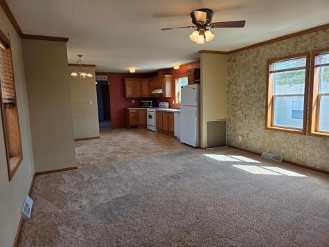 9 Holly Lane Duluth MN 55810