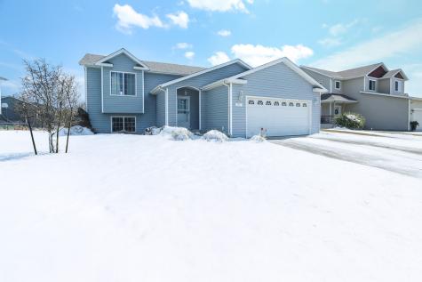 4507 Newport Lane West Fargo ND 58078