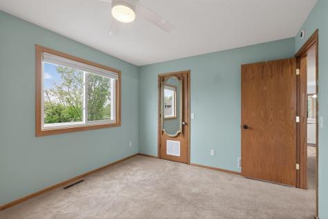 8519 S Pond Trail Champlin MN 55316