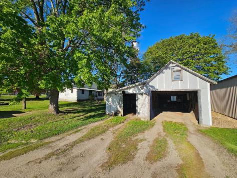 124 Park Avenue SW Silver Lake MN 55381