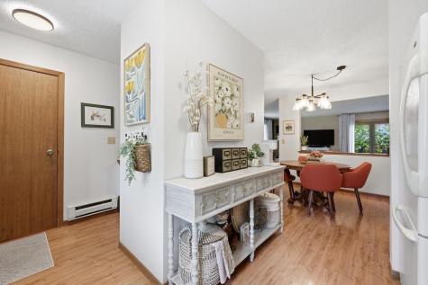 2011 Park Boulevard S Fargo ND 58103