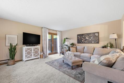 2011 Park Boulevard S Fargo ND 58103