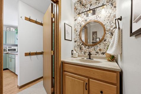 2011 Park Boulevard S Fargo ND 58103