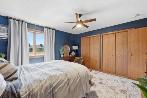 2011 Park Boulevard S Fargo ND 58103