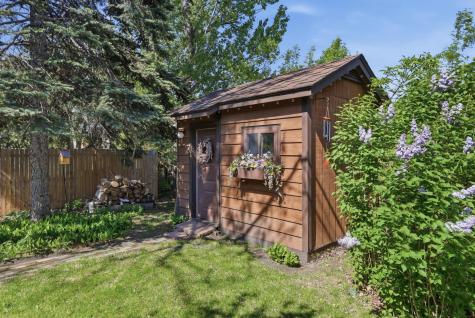 2011 Park Boulevard S Fargo ND 58103