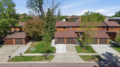 2011 Park Boulevard S Fargo ND 58103