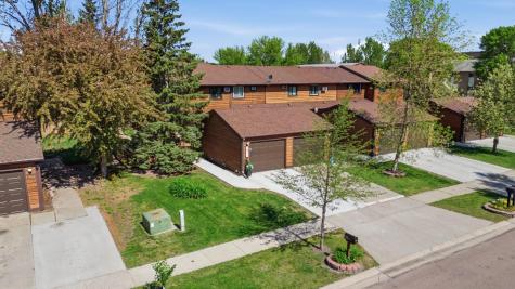 2011 Park Boulevard S Fargo ND 58103