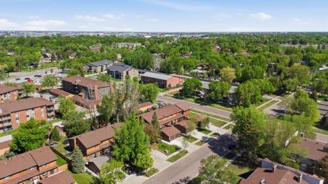 2011 Park Boulevard S Fargo ND 58103