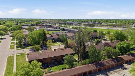 2011 Park Boulevard S Fargo ND 58103