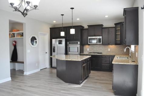 6886 Jewel Avenue S Cottage Grove MN 55016