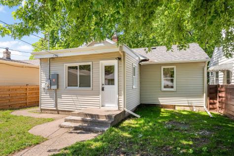 3712 Orchard Avenue N Robbinsdale MN 55422