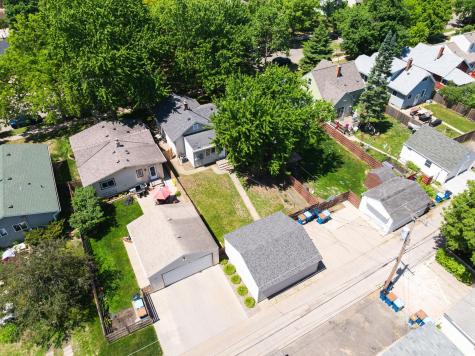 3712 Orchard Avenue N Robbinsdale MN 55422