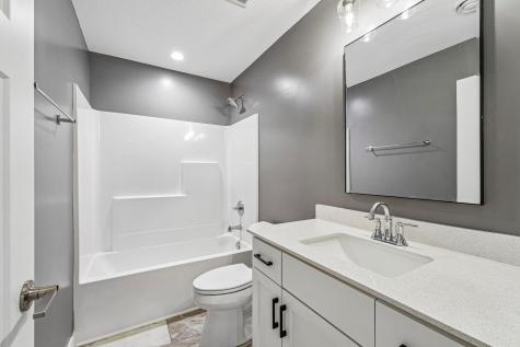 12580 Masters Lane Lindstrom MN 55045