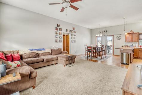 302 Chicago Avenue Breckenridge MN 56520