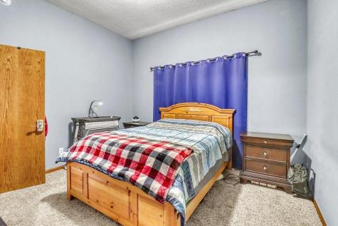 302 Chicago Avenue Breckenridge MN 56520