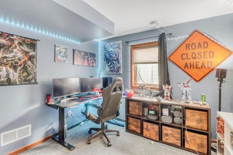 302 Chicago Avenue Breckenridge MN 56520