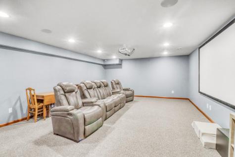 302 Chicago Avenue Breckenridge MN 56520