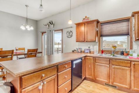 302 Chicago Avenue Breckenridge MN 56520