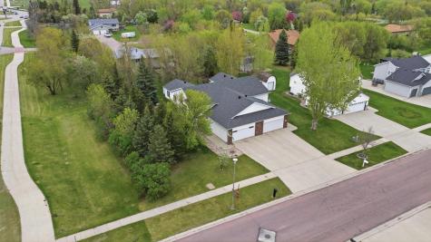 3545 42nd Avenue S Fargo ND 58104