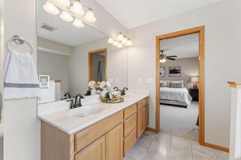 3941 94th Avenue N Brooklyn Park MN 55443
