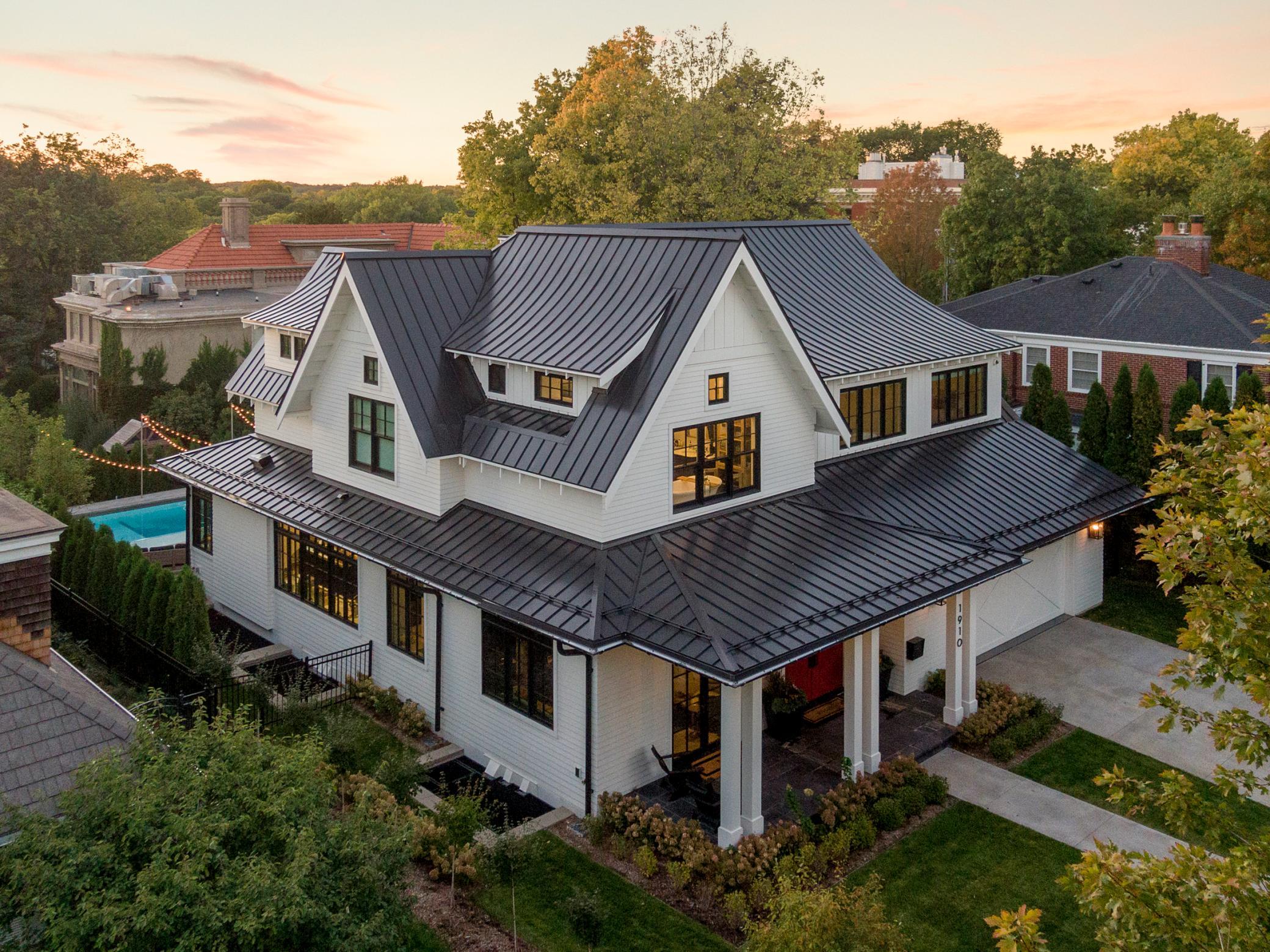 1910 Knox Avenue S Minneapolis MN 55403