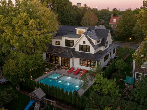 1910 Knox Avenue S Minneapolis MN 55403
