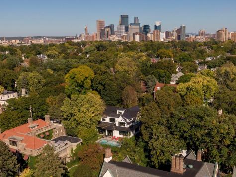 1910 Knox Avenue S Minneapolis MN 55403