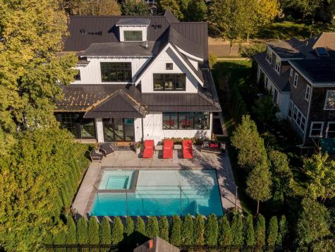 1910 Knox Avenue S Minneapolis MN 55403