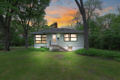 4871 Bald Eagle Avenue White Bear Lake MN 55110