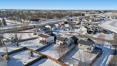 3324 39th Avenue S Fargo ND 58104