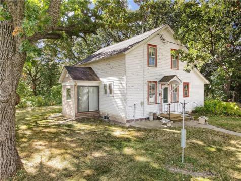 344 NE 1st Street Belle Plaine MN 56011