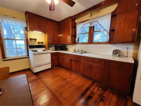 344 NE 1st Street Belle Plaine MN 56011
