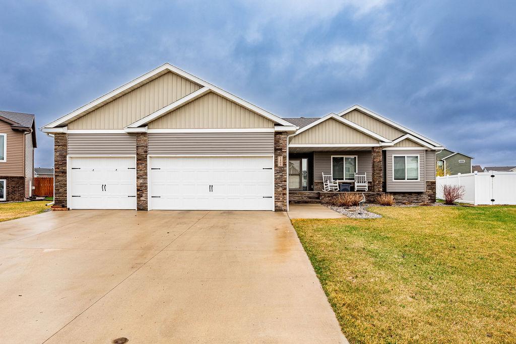 2409 Harbor Lane W West Fargo ND 58078