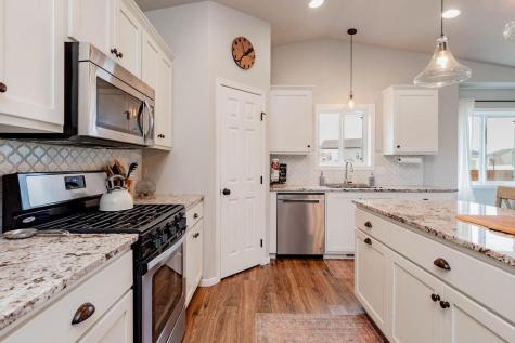 2409 Harbor Lane W West Fargo ND 58078